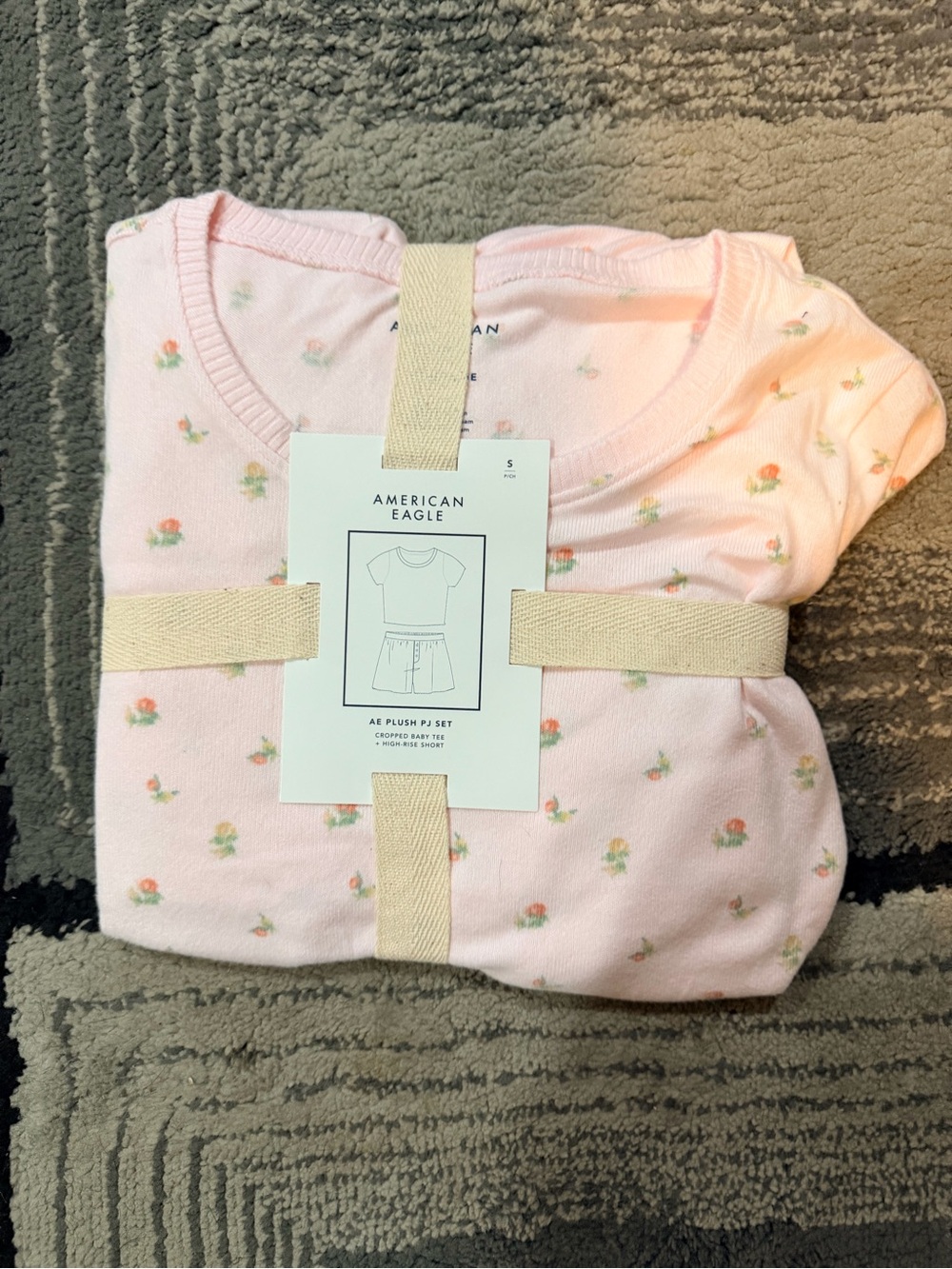 AE plush pj set pink floral